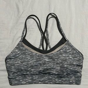 Zyia Sage Luxe Strappy Bra - Size Small